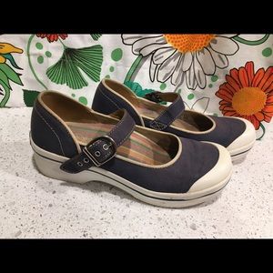 Dansko, vegan mary janes, size 37